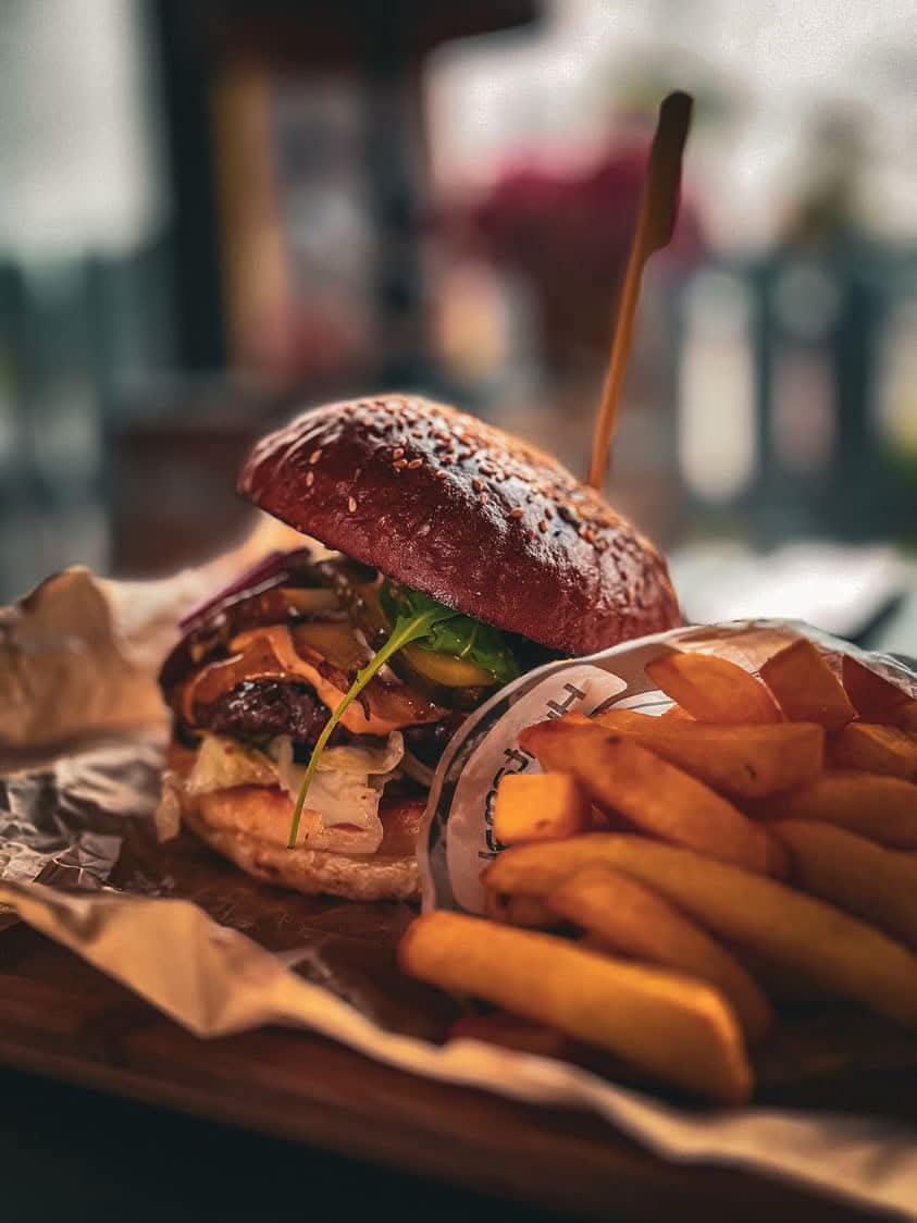 Mini burgery z frytkami